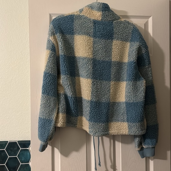 Blue and White Check pullover fleece size large L - cozy and cute! Billabong - Picture 6 of 6